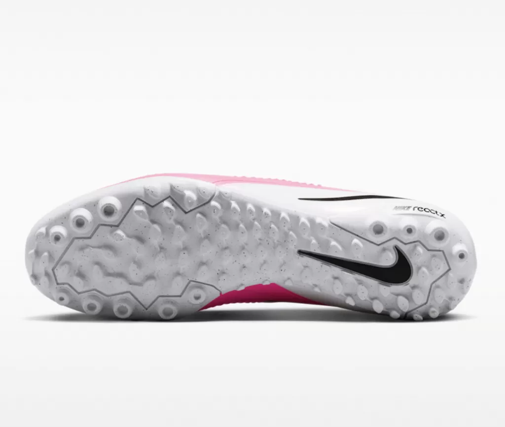 Шиповки профессиональные Nike Phantom 6 Low Pro TF