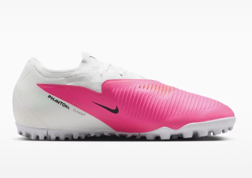 Шиповки профессиональные Nike Phantom 6 Low Pro TF