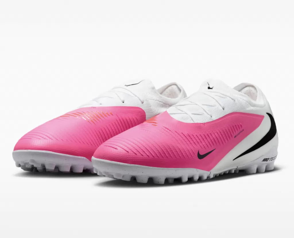 Шиповки профессиональные Nike Phantom 6 Low Pro TF