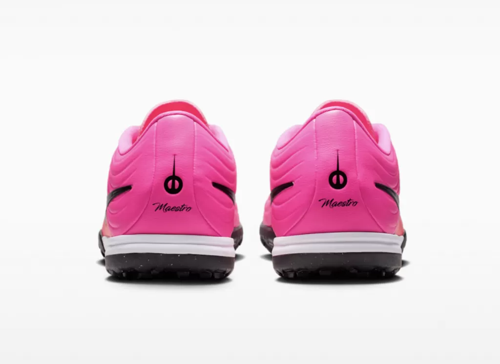 Шиповки Nike Tiempo Maestro Academy TF