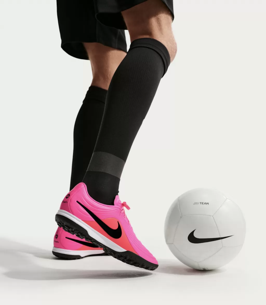 Шиповки Nike Tiempo Maestro Academy TF