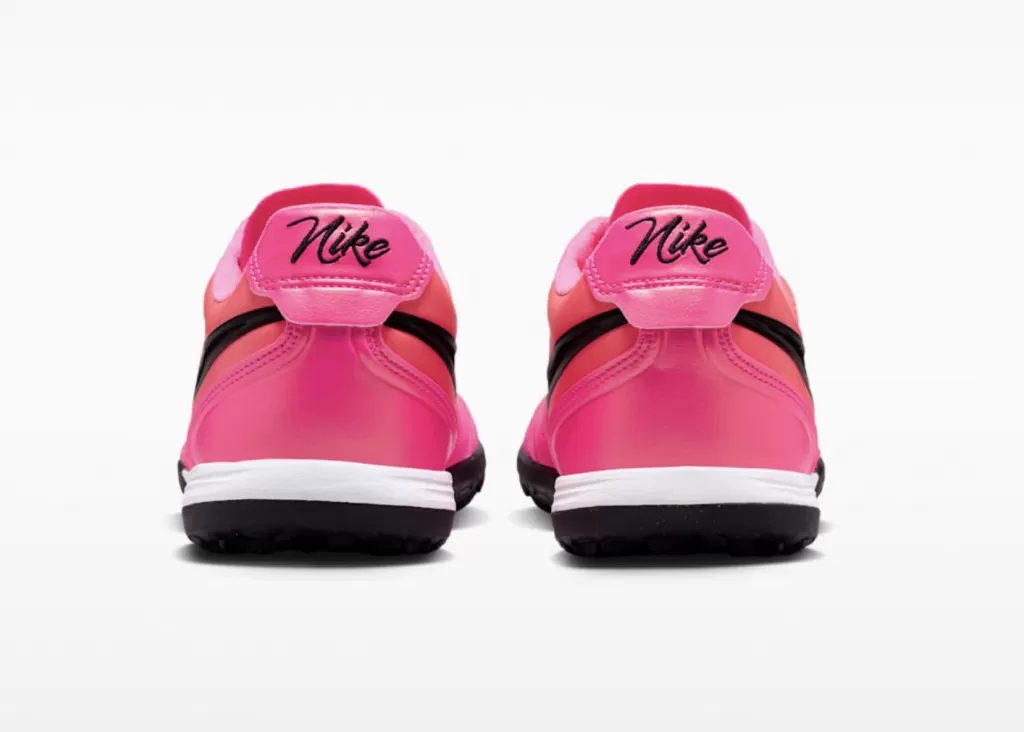 Шиповки профессиональные Nike Tiempo Ligera Pro TF