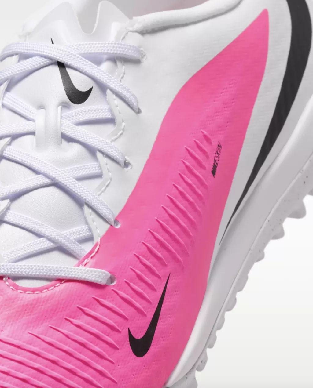 Шиповки Nike Phantom 6 Low Academy TF