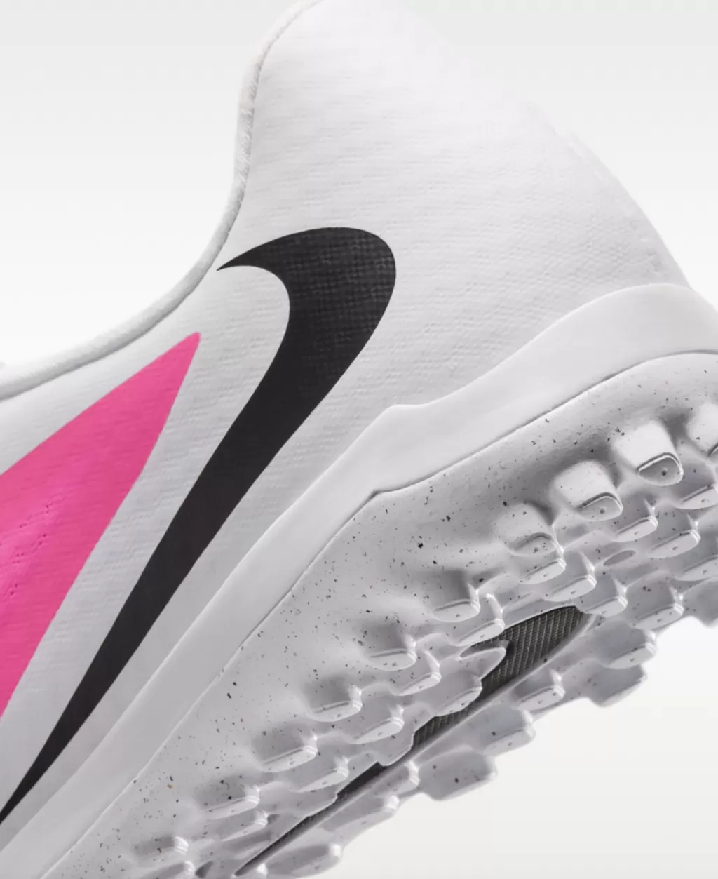 Шиповки Nike Phantom 6 Low Academy TF