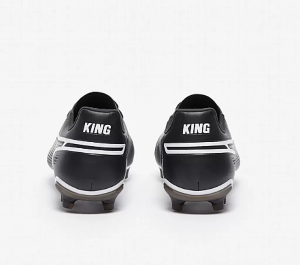 Бутсы профессиональные Puma King Pro FG/FG
