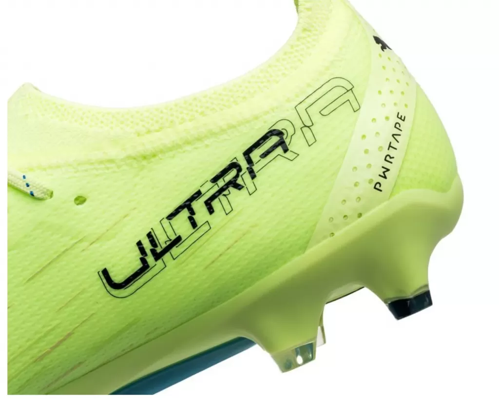 Бутсы профессиональные Puma Ultimate FG/AG