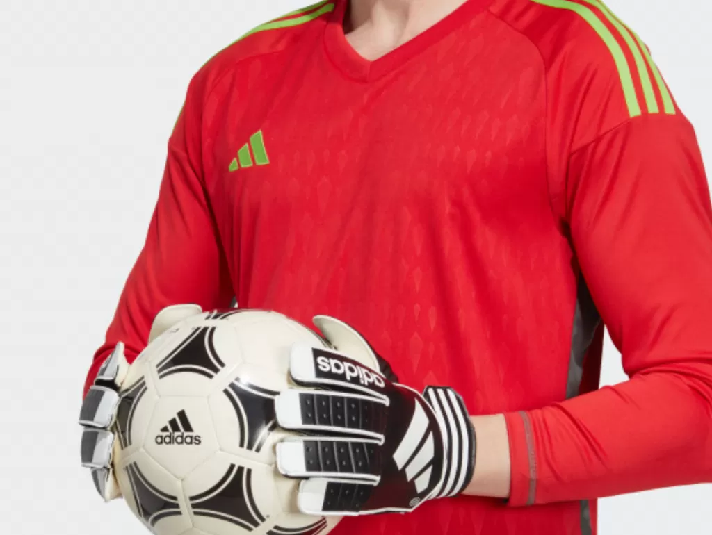 Перчатки вратарские Adidas Tiro Club GK Gloves