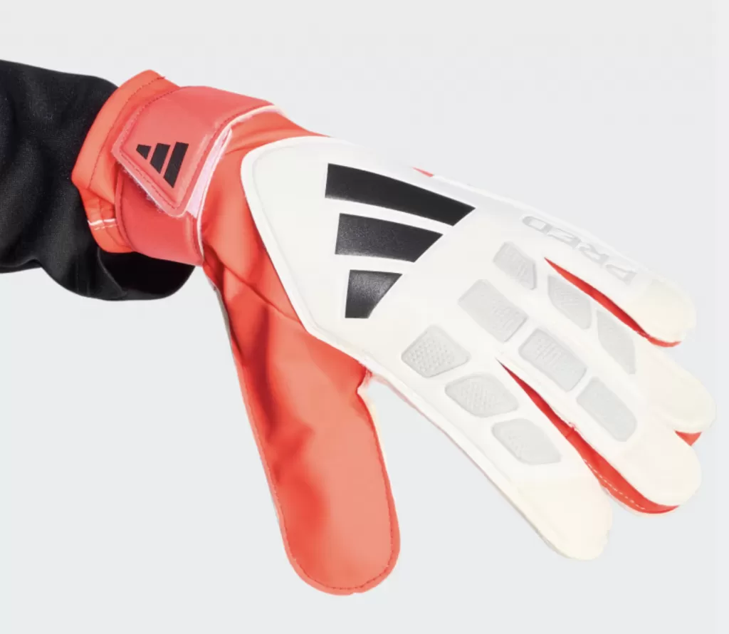 Перчатки вратарские Adidas Predator Training GK Gloves