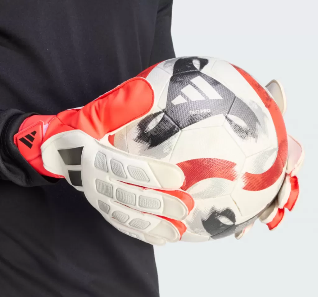 Перчатки вратарские Adidas Predator Training GK Gloves
