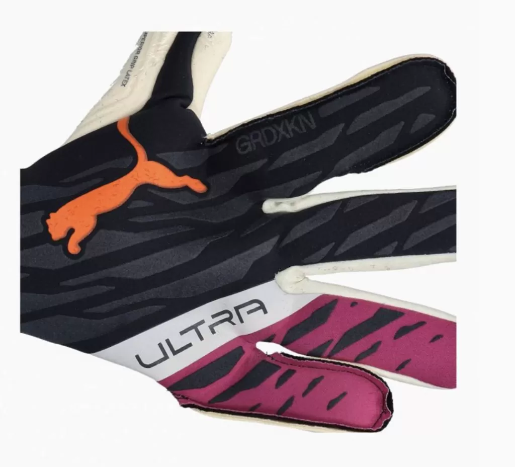 Перчатки профессиональные Puma Ultra Grip 1 Hybrid Pro Gloves