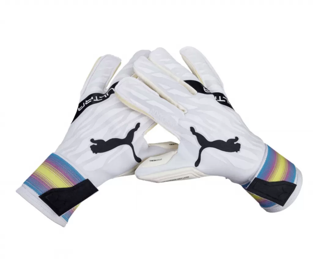 Перчатки профессиональные Puma Ultra Grip 1 Hybrid Pro Gloves