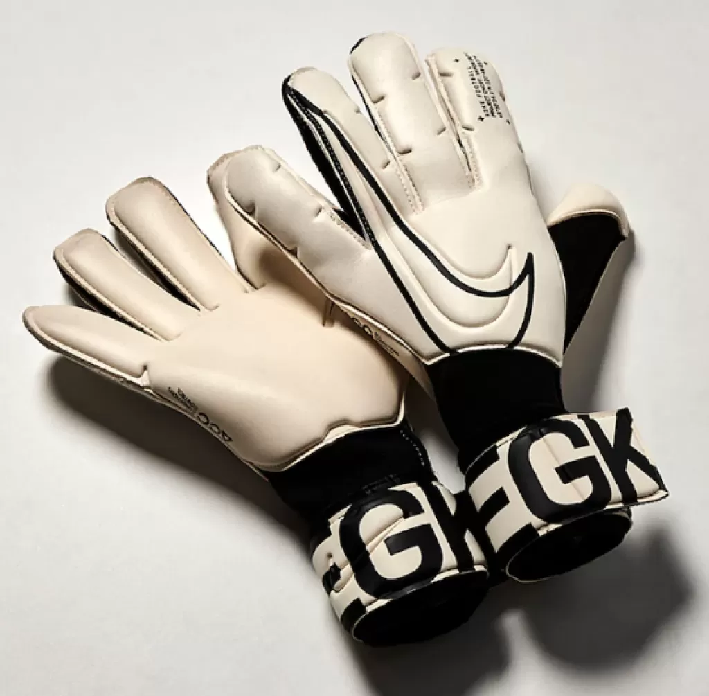 Перчатки профессиональные Nike GK Vapor Grip 3 Gloves