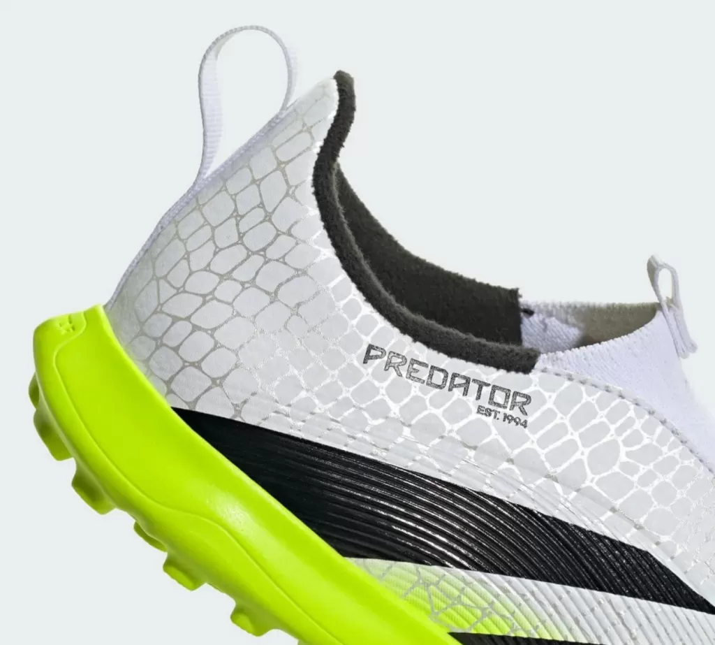 Шиповки детские Adidas Predator League LL JR TF